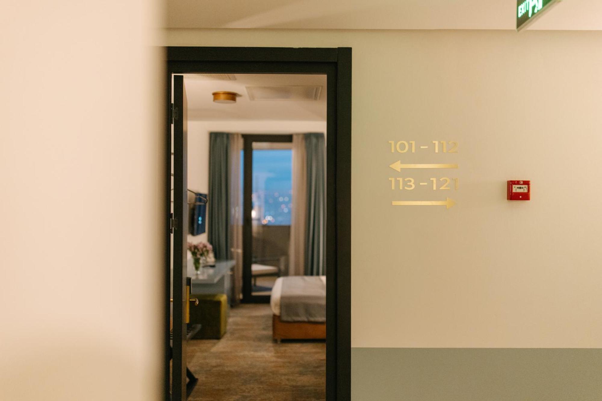 Castor & Pollux Hotel Tbilisi Exterior photo