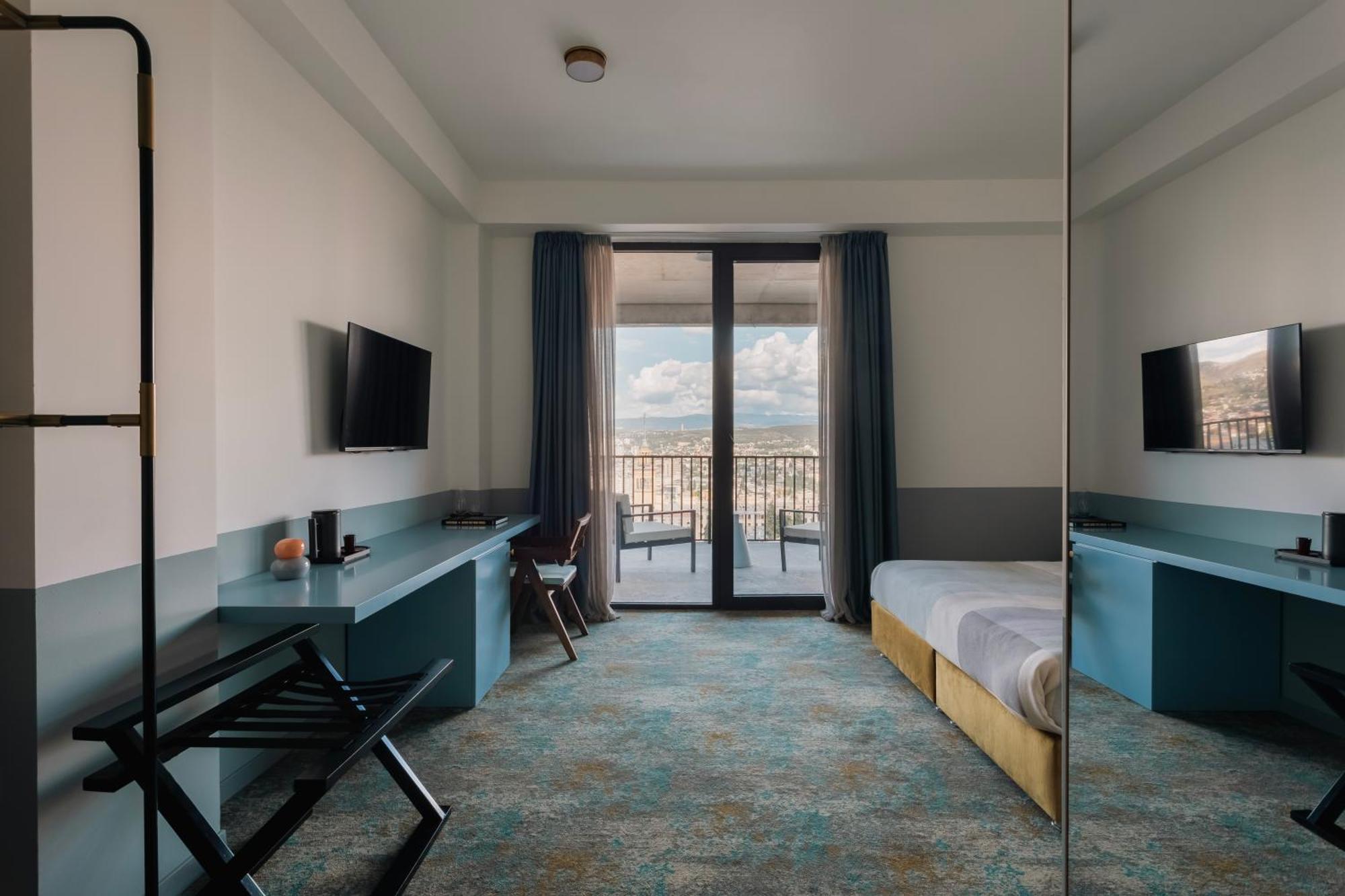 Castor & Pollux Hotel Tbilisi Exterior photo