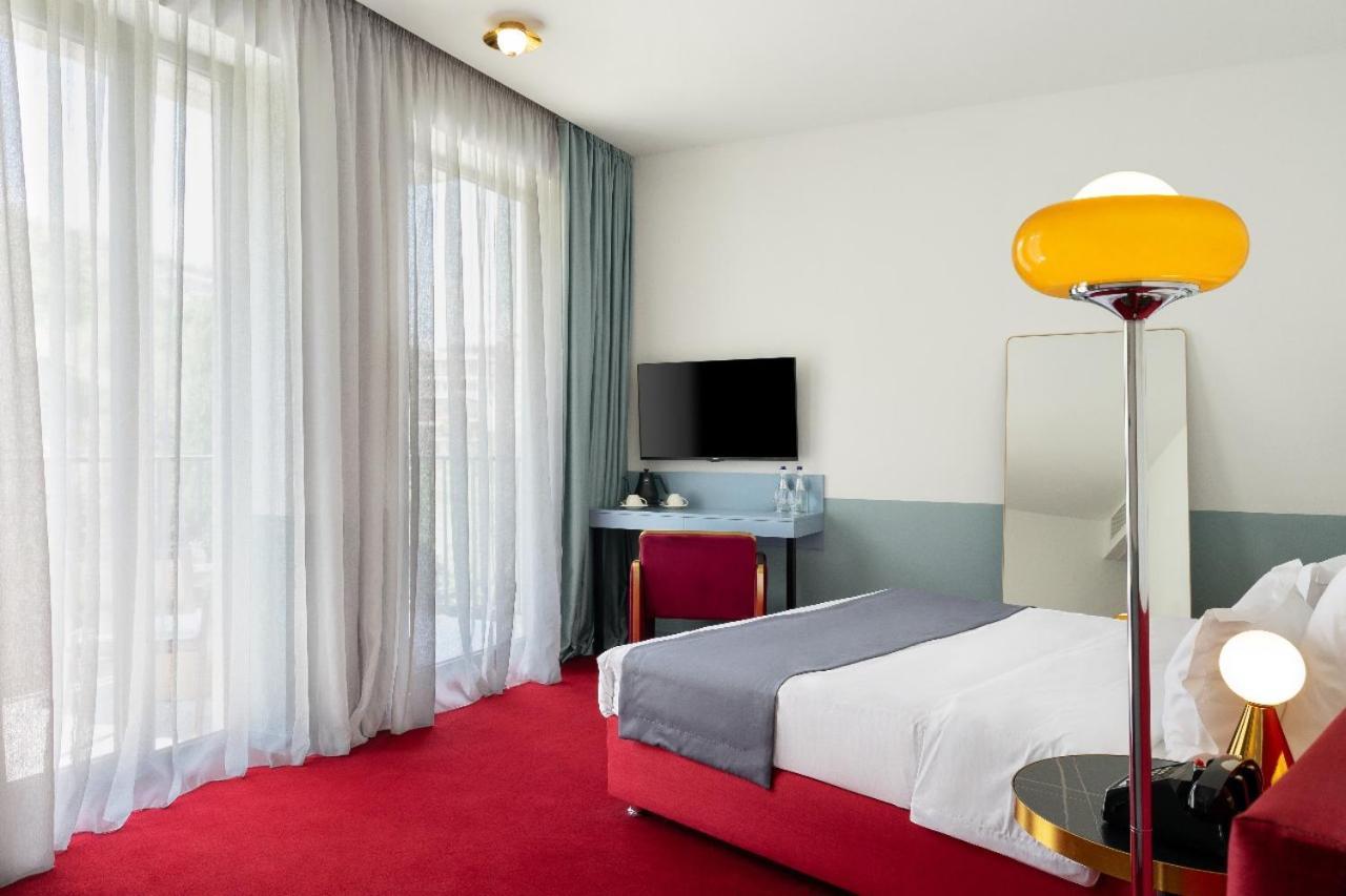 Castor & Pollux Hotel Tbilisi Exterior photo